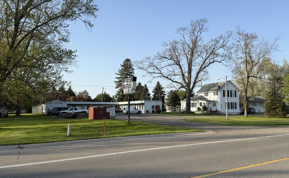 Red Oaks Motel (Stevens Moto-Court) - May 11 2025